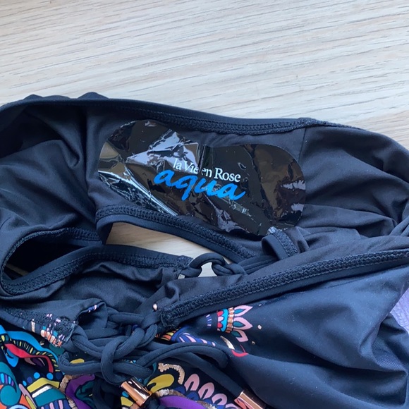 La Vie En Rose One Piece Swimsuit- size S - Picture 6 of 7